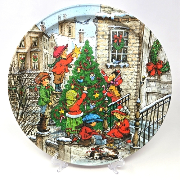 VINTAGE POTPOURRI PRESS ROUND METAL TRAY RAG A MUFFINS CHRISTMAS 1989 KITCHEN - Picture 1 of 10